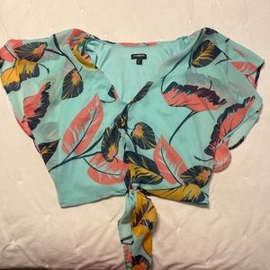 Cropped Tie Tropical Top!!